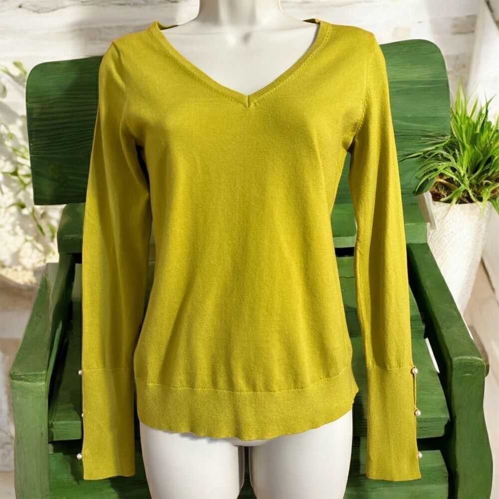 Ann Taylor Mustard Gold V-Neck Pullover Sweater Long Sleeve Pearl Detail